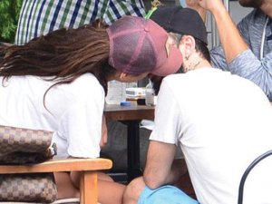 Gamze Topuz, henüz boşanmadığı eşini fena aldattı!