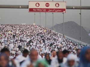 Hac'da izdiham faciası: En az 753 ölü