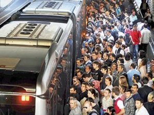 İstanbul'da toplu taşıma pazartesi günü ücretsiz