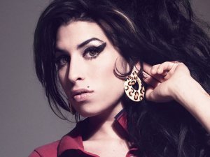 Amy Winehouse belgeseli rekora doymuyor