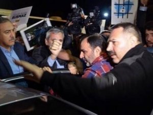 Today's Zaman'ın Genel Yayın Yönetmeni Bülent Keneş tekrar gözaltına alındı