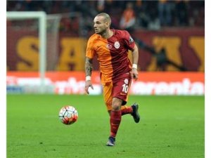 Sneijder tarihe geçmek istiyor