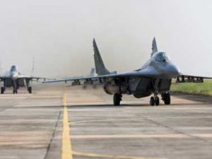 Rus uçakları İdlib'i vurdu: 40 ölü