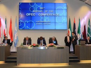 OPEC petrol üretim seviyesinde değişikliğe gitmedi