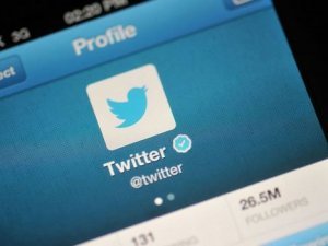 Twitter'a 'timeline' tepkisi