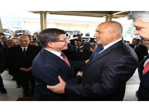 Davutoğlu, Bulgar mevkidaşı Borisov'la görüştü
