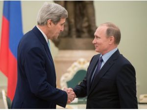 Putin-Kerry görüşmesi başladı
