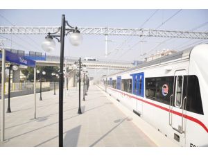 İZBAN Cumaovası-Torbalı hattında elektrikli tren denendi