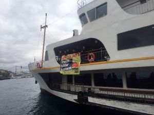 Beşiktaş Vapurunu İşgal Eden 8 Eylemci Gözaltına Alındı