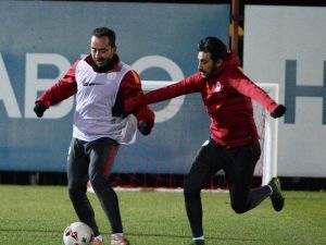 Galatasaray, Akhisar Belediyespor Maçı Hazırlıklarını Tamamladı