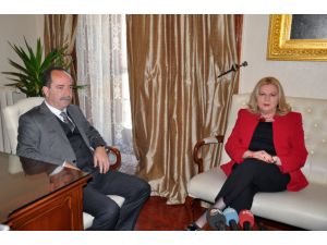 Kosova Diyalog Bakanı Tahiri, Edirne Belediyesi'ni ziyaret etti