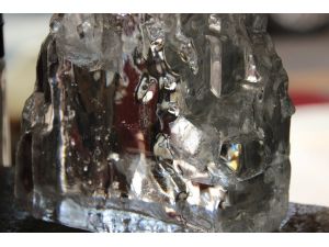 Kristal tuz görenleri hayrete düşürüyor