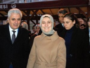 Sare Davutoğlu: “Sağlık Merkezleri Adeta Şifa Ve Şefkat Kucağı Gibi”