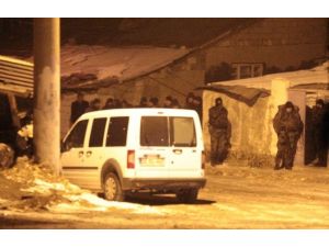 Erzurum’da Oğlunu Pompalı Tüfekle Öldüren Baba Polise Ateş Açtı