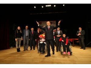 Başkan Fethi Yaşar, soruları Kırmızı Koltuk’ta cevapladı