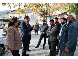 CHP Milletvekili Zülfikar İnönü Tümer, Karaisalı’da esnafı ziyaret etti