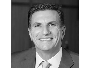 Ozan Bayülgen, Bain Company ailesinde