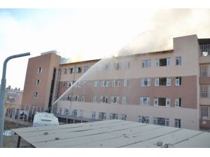 Atıl Hastane Binasında Yangın
