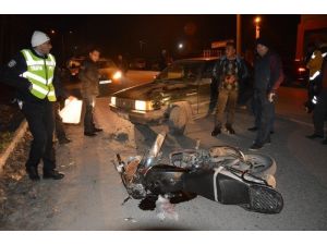 Otomobil İle Motosiklet Çarpıştı: 1 Yaralı