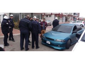 Aksaray’da Sahte Plakalı Otomobil Yakalandı