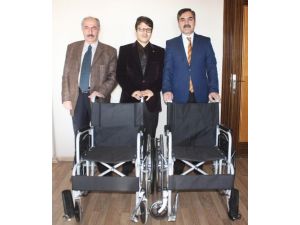 Ahlat Belediyesi Engelliler İçin Camilere Tekerlekli Sandalye Aldı