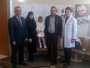Iraklı Küçük Kız, Yeni Yüzüne Türkiye’de Kavuştu