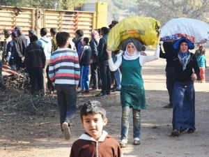 Torbalı’da Suriyeli Mülteciler İçin Kış Seferberliği