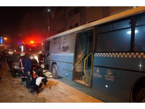 Kağıthane’de özel halk otobüsüne molotoflu saldırı