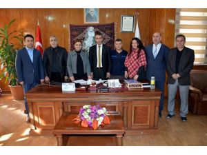 Hakkari Belediyesi ile Tüm-Bel-Sen arasında toplu iş sözleşmesi imzalandı
