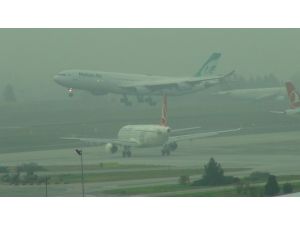Atatürk Havalimanı’nda sis etkili oldu