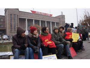 Ankara Garı önünde açlık grevi ve oturma eylemi