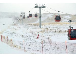 Erciyes Kayak Merkezinde Yılbaşı Dolu Geçecek