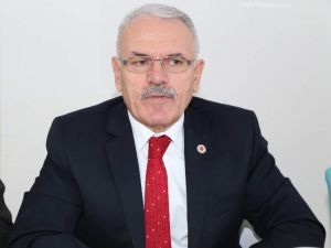 Bozok Üniversitesi Rektörü Karacabey, 2015 Yılını Değerlendirdi