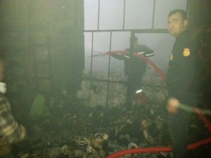 Türkoğlu’da Tekstil Fabrikasında Yangın