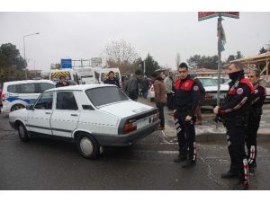Plakasız Otomobil Polisleri Harekete Geçirdi