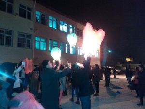 Şefaatli Fatih Ortaokulu Dilek Balonu Şenliği Düzenledi
