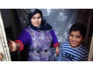 Kömür yardımı bekleyen aileler: Battaniyeyle ısınmaya çalışıyoruz