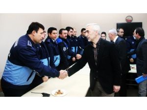 Başkan Fazlı Kılıç, Belediye Bünyesindeki Müdürlükleri Ziyaret Etti