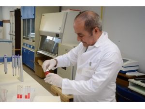 Türk Bilim İnsanları Yerli Malı Yapay Kan Üretti