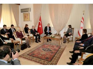 AB Bakanı Bozkır, KKTC Meclis Başkanı Siber'i ziyaret etti