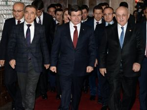 TBMM Başkanı ile Başbakan Davutoğlu görüşmesi başladı