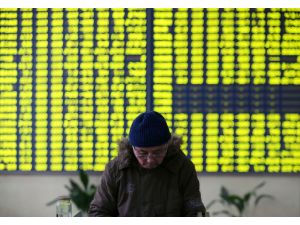 Çin borsasında yine yüzde 7 kayıp yaşandı, işlemler durduruldu
