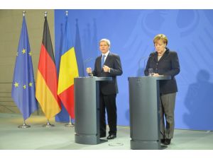 Merkel: Serbest dolaşımın sürmesi için elimizden geleni yapmalıyız