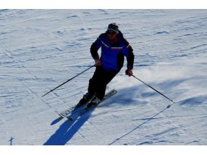 Yıldız Dağı’nda Yeni Sezon Kayak Heyecanı