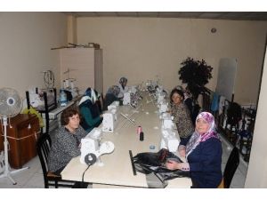 Kadın Çalışmaları Ve Eğitim Merkezi Eğitimlerine 576 Kadın Katıldı