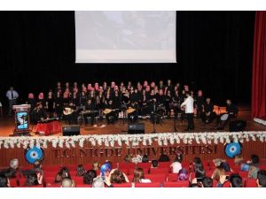 Niğde Üniversitesinde Türk Halk Müziği Konseri Düzenlendi