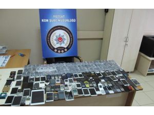 Yozgat’ta 179 adet kaçak cep telefonu ele geçirildi