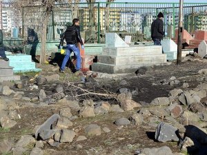 Diyarbakır'da el yapımı patlayıcı 2 çocuğu yaraladı