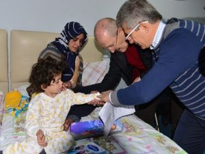 Kaza Yapan Mültecilere Hastanede Ziyaret