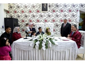 Malatya Büyükşehir Belediyesi, geçen yıl 3 bin 273 çifti evlendirdi